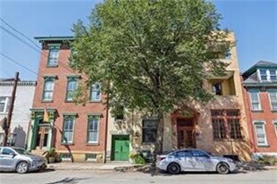 428 N Taylor Ave in Pittsburgh, PA - Building Photo