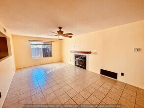 8401 E Stella Rd in Tucson, AZ - Building Photo - Building Photo