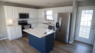 4202 N 147th Plaza in Omaha, NE - Building Photo - Building Photo