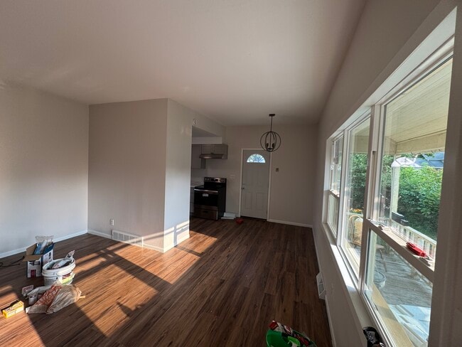 921 S 16th St, Unit 921 Lower
