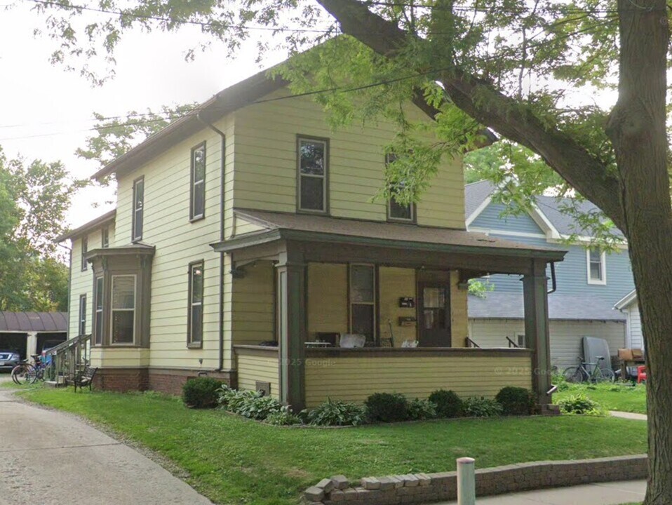 309 N Franklin St, Unit 2B in Madison, WI - Building Photo