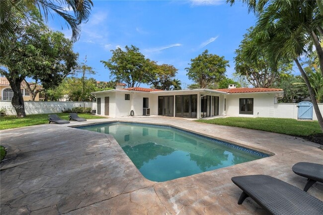 property at 549 NE 12th Ave