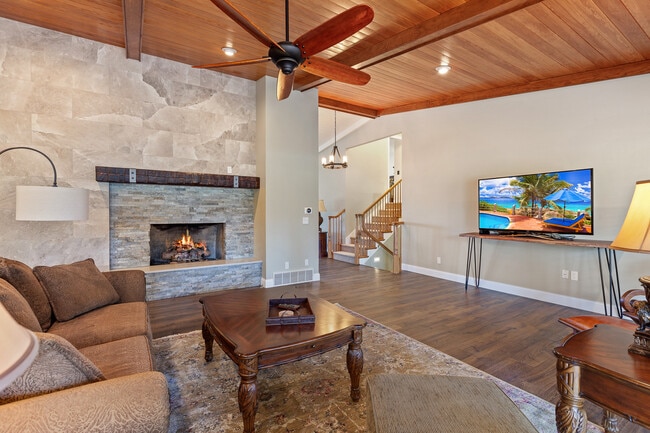 property at 10101 N Pines Rd