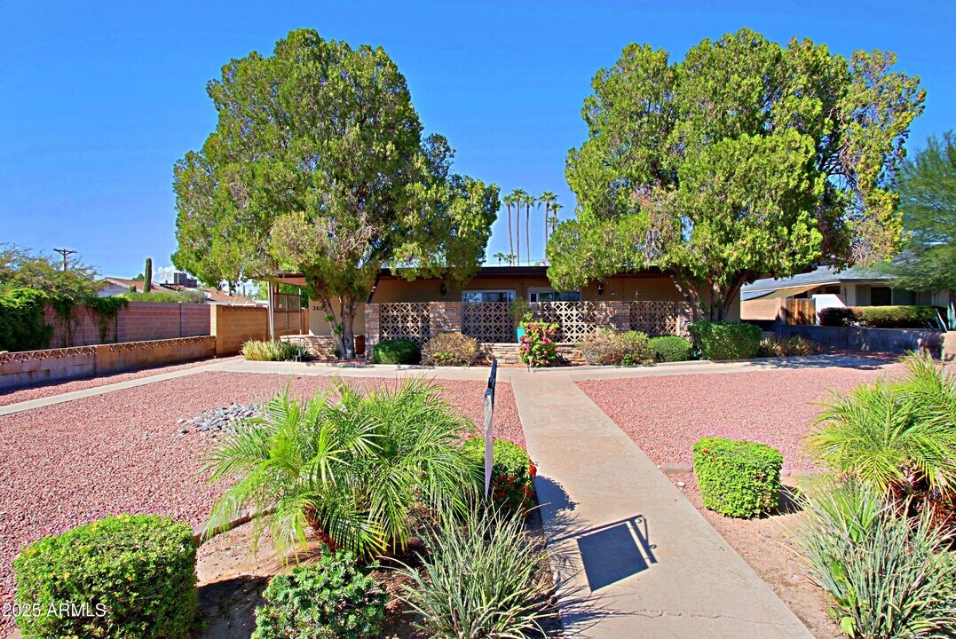 3618 E Montecito Ave in Phoenix, AZ - Building Photo
