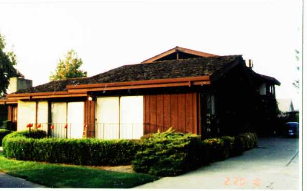 200 Rutledge Dr in Lodi, CA - Foto de edificio