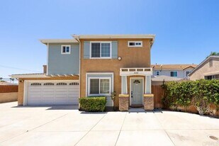 488 Park Way in Chula Vista, CA - Building Photo