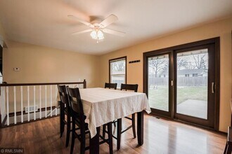 9845 Pillsbury Ave S, Unit Lower Bedroom end in Bloomington, MN - Building Photo - Building Photo