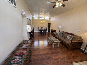 23 Calle Playa Del Sol NE in Albuquerque, NM - Foto de edificio - Building Photo