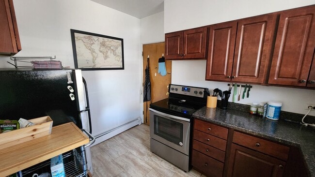 1239 W Farwell Ave, Unit TWO BEDS