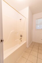 4634 Clover St in Houston, TX - Building Photo - Building Photo
