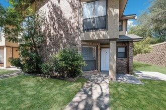 4926 Ali Ave in San Antonio, TX - Building Photo - Building Photo