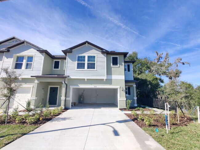 5743 Hawks Town Wy in Fish Hawk, FL - Building Photo - Building Photo