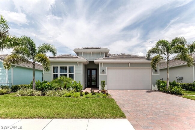 14586 Tropical Dr in Naples, FL - Building Photo - Building Photo