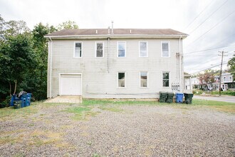 614 Main St in Lumberton, NJ - Building Photo - Building Photo