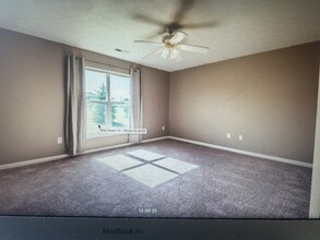 906 Green Ct in Lebanon, OH - Building Photo - Building Photo