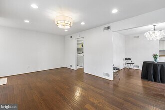 106 Bernard Ct in Chesterbrook, PA - Building Photo - Building Photo