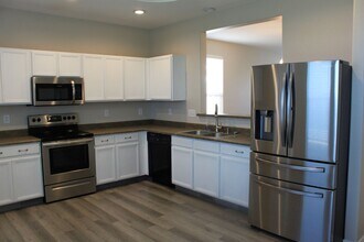 7387 Countryside Grv in Fountain, CO - Building Photo - Building Photo