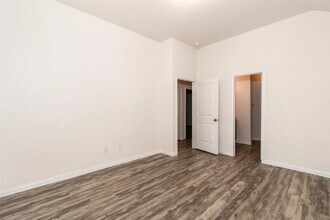 699 Fallow Ln in Alvin, TX - Building Photo - Building Photo