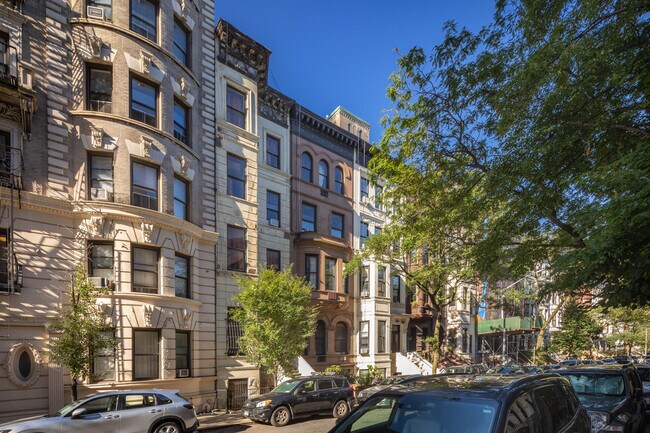 112 W 80th St in New York, NY - Building Photo - Building Photo