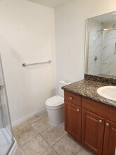 4921 Kester Ave in Sherman Oaks, CA - Building Photo - Building Photo