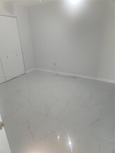 455 NW 210th St in Miami Gardens, FL - Building Photo - Building Photo