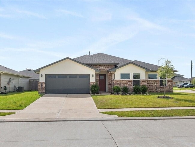 property at 1702 Maclane Ct