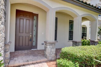 3239 Dunning Dr in Royal Palm Beach, FL - Building Photo - Building Photo
