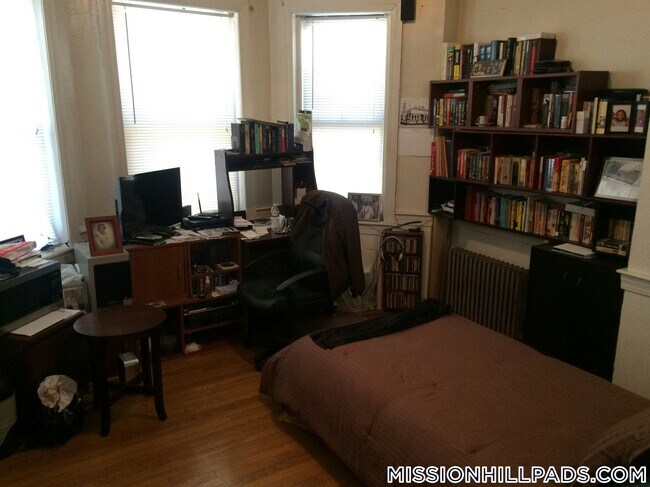 55 S Huntington Ave, Unit 101 in Boston, MA - Building Photo - Building Photo