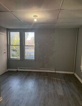 1148 Mary St, Unit 1A in Elizabeth, NJ - Building Photo - Building Photo