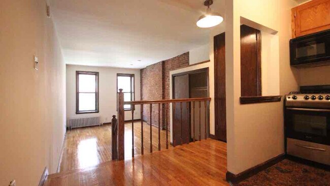 property at 340 Amsterdam Ave