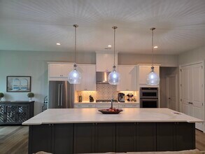 82120 Standing Oak Dr in Charlotte, NC - Building Photo - Building Photo