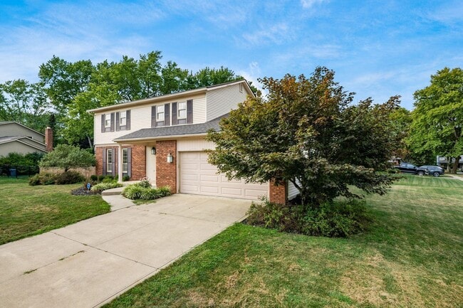 1032 Kirk Ave in Worthington, OH - Building Photo - Building Photo