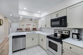 156 Sabal Lake Dr in Naples, FL - Building Photo - Building Photo