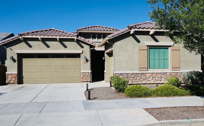 property at 21352 E Domingo Rd