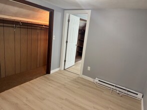 65 French King Hwy in Erving, MA - Building Photo - Building Photo