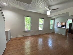 802 Willard St, Unit 2 upstairs in Covington, KY - Building Photo - Building Photo