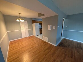 5858 W 87th St in Burbank, IL - Building Photo - Building Photo