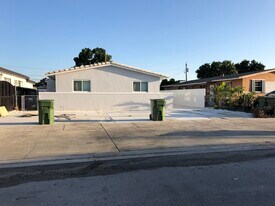 52 E 17th St in Hialeah, FL - Building Photo
