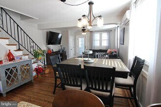 215 W 9th Ave in Conshohocken, PA - Building Photo - Building Photo