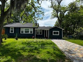 7616 Lueders Ave in Jacksonville, FL - Building Photo