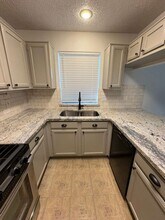 4007 Issacks Way in Sugar Land, TX - Building Photo - Building Photo