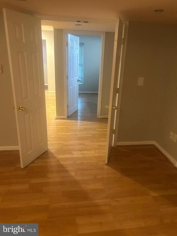 43869 Churchill Glen Dr in Chantilly, VA - Building Photo - Building Photo