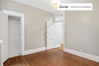 Room in Shared 3 bed/1 bath home in Boston, MA - Building Photo - Building Photo