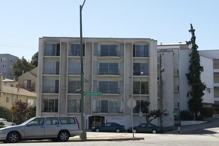 454 Wesley Ave Apartments