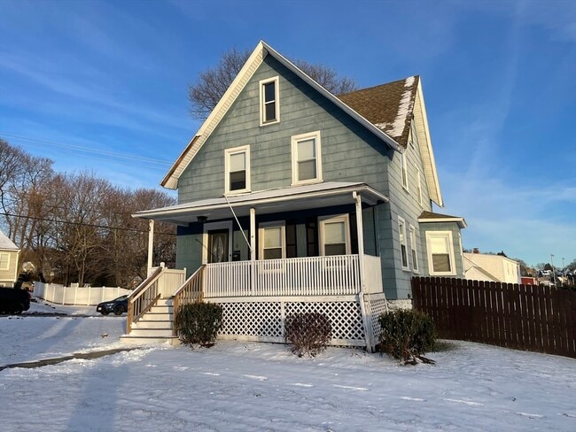 property at 6 Brattle St