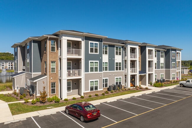 Ascend by the Sea in Frankford, DE - Foto de edificio - Building Photo