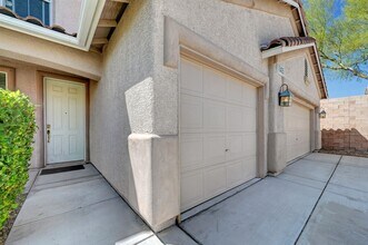 10425 Smokemont Ct in Las Vegas, NV - Building Photo - Building Photo