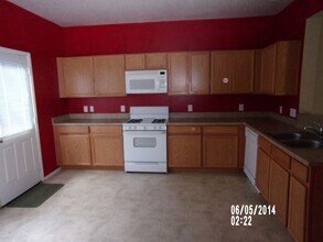 23823 Single Oak St in Spring, TX - Building Photo - Building Photo