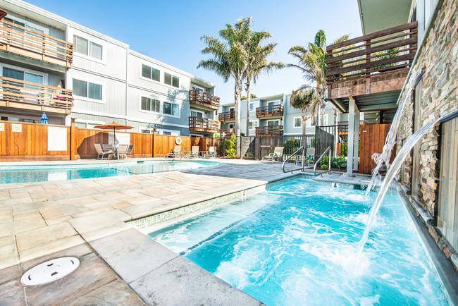 Oceanview in Santa Cruz, CA - Foto de edificio - Building Photo