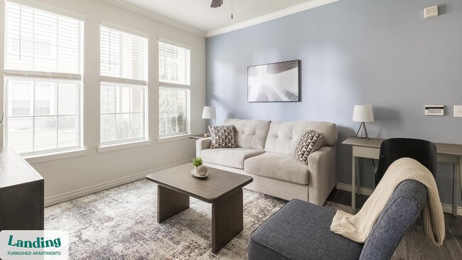 8989 West Rd in Houston, TX - Building Photo - Building Photo